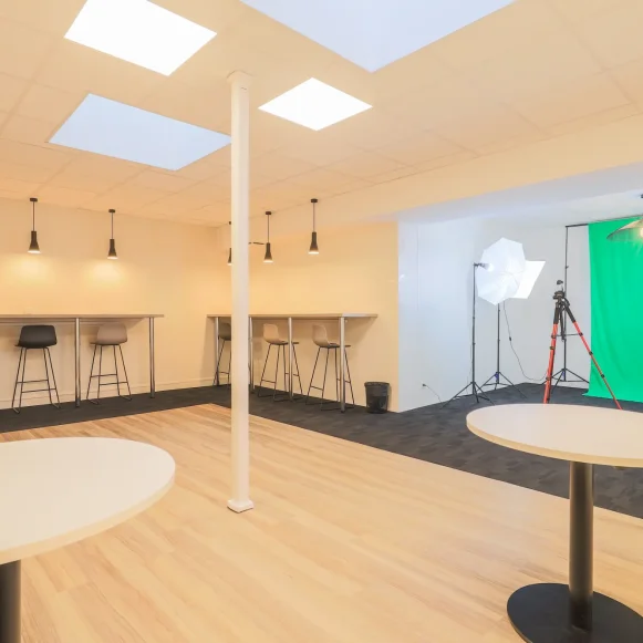 Bureau privé 16 m² 4 postes Location bureau Place Rihour Lille 59000 - photo 6