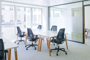 Bureau privé - 75008 - 130 postes - 91000€