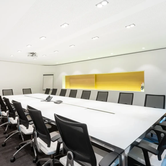 Bureau privé 18 m² 6 postes Location bureau Rue Quentin-Bauchart Paris 75008 - photo 11