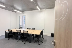 Bureau privé - 14800 - 5 postes - 2440€