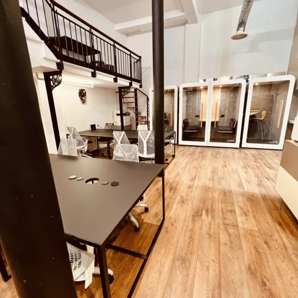 Espace indépendant 180 m² 30 postes Coworking Rue de Cléry Paris 75002 - photo 3