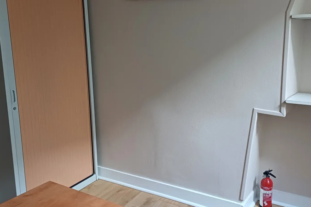 Bureau privé - 75001 - 1 poste - 480€