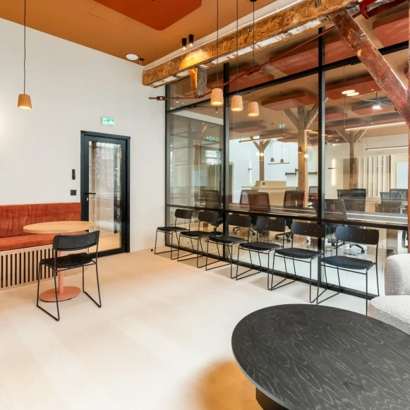 Espace indépendant 156 m² 22 postes Location bureau Rue Oberkampf Paris 75011 - photo 4