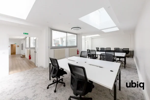 Espace indépendant - 75018 - 76 postes - 15200€