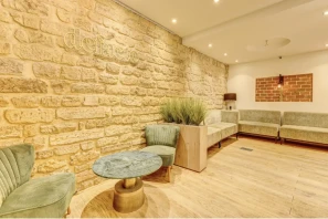 Espace indépendant - 75002 - 18 postes - 9000€