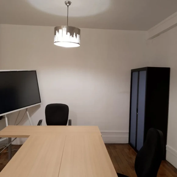 Bureau privé 20 m² 4 postes Location bureau Boulevard Voltaire Paris 75011 - photo 13