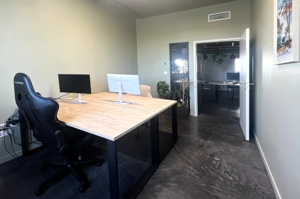 Bureau privé - 31200 - 2 postes - 550€