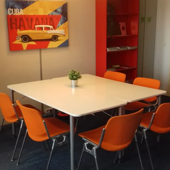 Bureau privé 20 m² 2 postes Coworking Avenue de l'Europe Thiais 94320 - photo 9