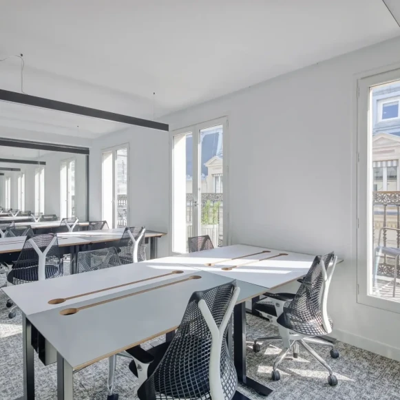 Bureau privé 23 m² 8 postes Location bureau Rue de Choiseul Paris 75002 - photo 5