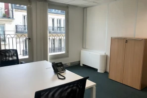 Bureau privé - 75010 - 2 postes - 1500€