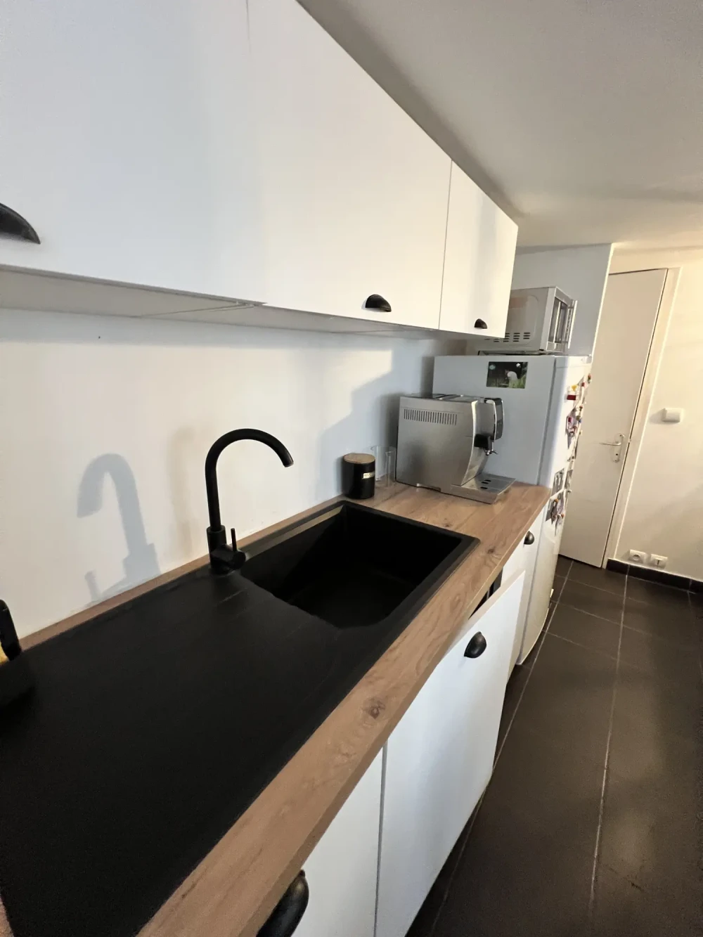 Espace indépendant - 75010 - 14 postes - 5000€