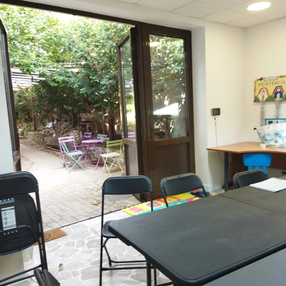 Bureau privé 25 m² 5 postes Location bureau Boulevard de Vincennes Fontenay-sous-Bois 94120 - photo 1