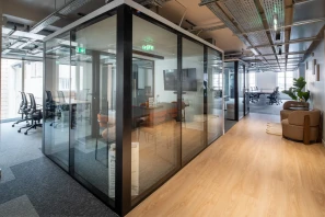 Bureau privé - 75010 - 56 postes - 36000€