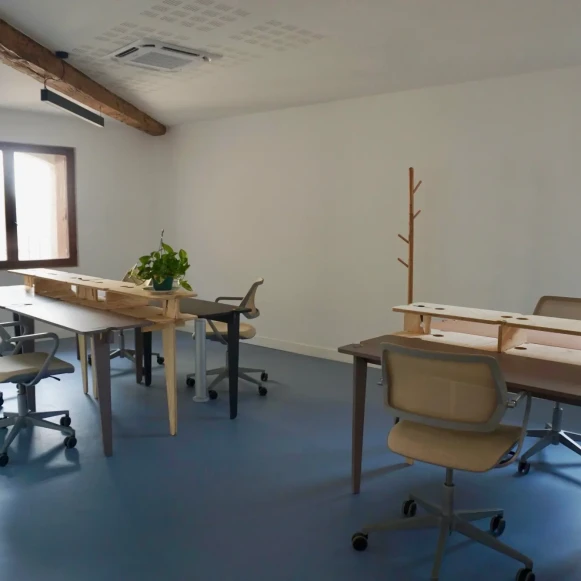 Bureau privé 29 m² 6 postes Location bureau Cours Julien Marseille 13006 - photo 1