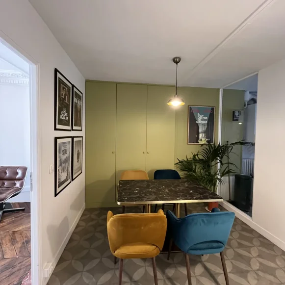 Bureau privé 93 m² 8 postes Location bureau Place Boieldieu Paris 75002 - photo 7