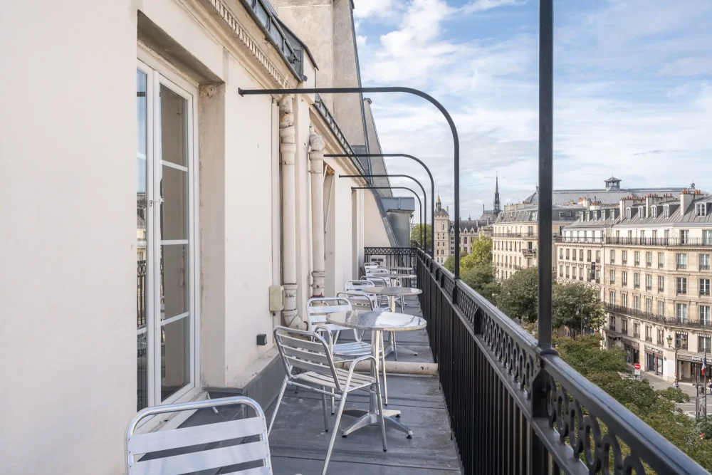 Espace indépendant - 75001 - 48 postes - 30000€