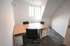 Bureau privé - 49300 - 4 postes - 230€