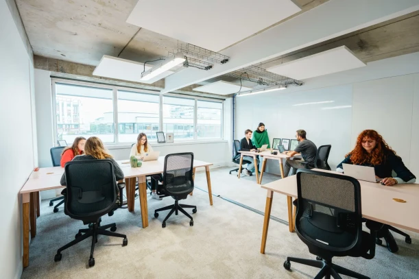 Bureau privé - 92130 - 7 postes - 4130€