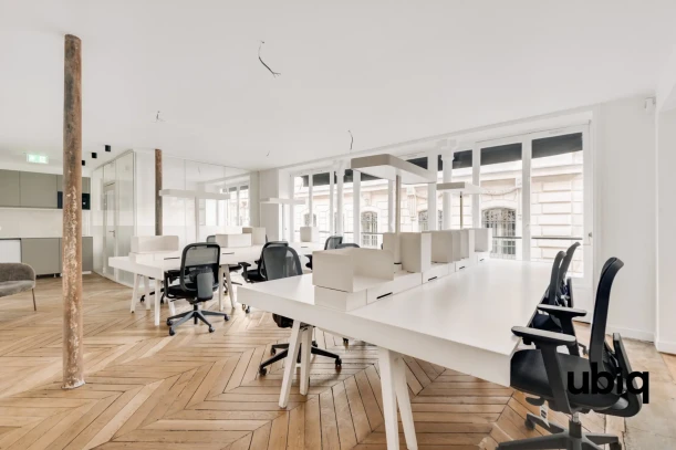 Espace indépendant - 75001 - 12 postes - 5900€