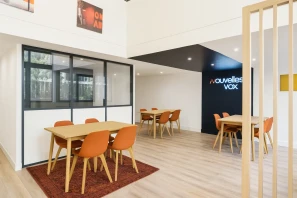 Espace indépendant - 75011 - 14 postes - 5700€