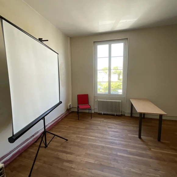 Open Space  11 postes Location bureau Rue de la Gare Hennebont 56700 - photo 10