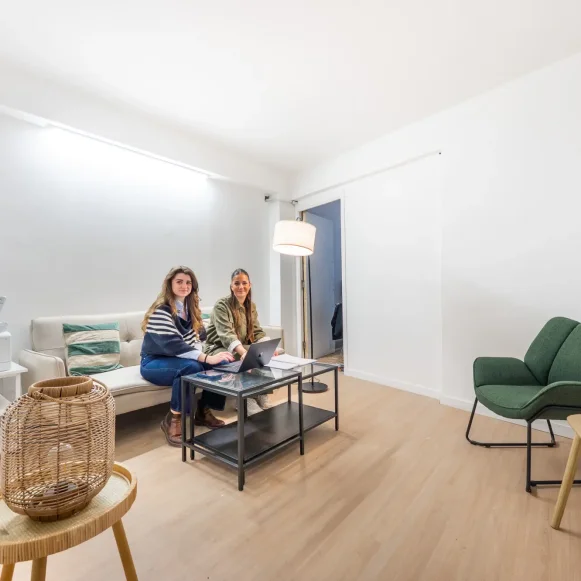 Bureau privé 17 m² 4 postes Coworking Avenue du Général Michel Bizot Paris 75012 - photo 9