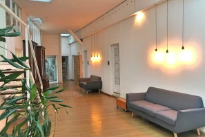 Bureau privé - 75004 - 6 postes - 3500€