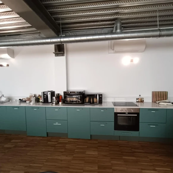 Bureau privé 13 m² 2 postes Location bureau Rue des Annelets Paris 75019 - photo 11