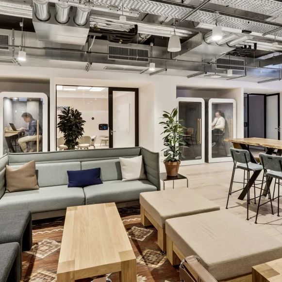 Espace indépendant 200 m² 47 postes Location bureau Rue de Navarin Paris 75009 - photo 10