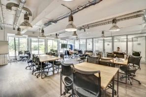 Bureau privé - 92100 - 25 postes - 7722€