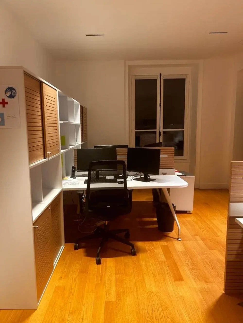 Bureau privé - 75008 - 8 postes - 4496€