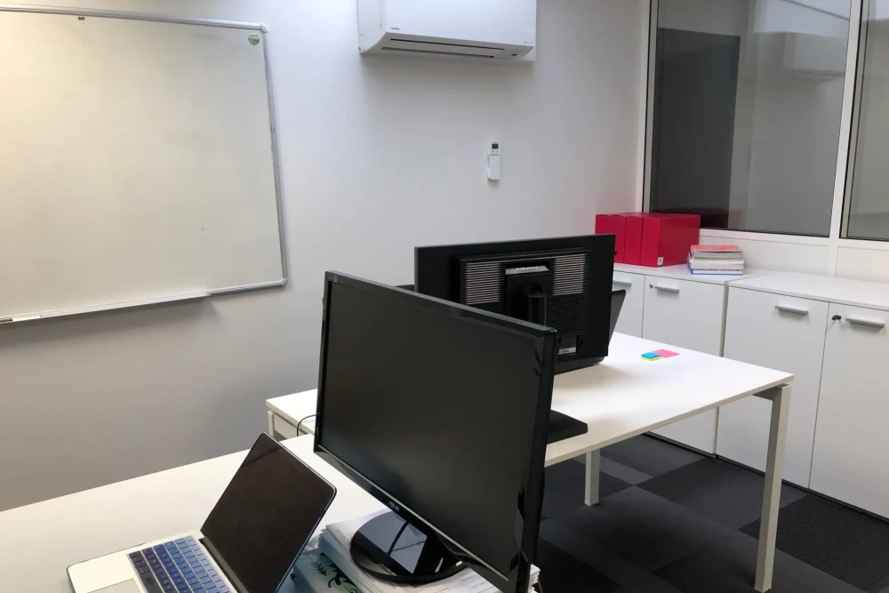 Bureau privé - 69009 - 1 poste - 390€