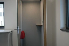 Open Space - 67720 - 8 postes - 200€