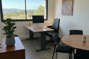 Bureau privé - 13510 - 2 postes - 360€