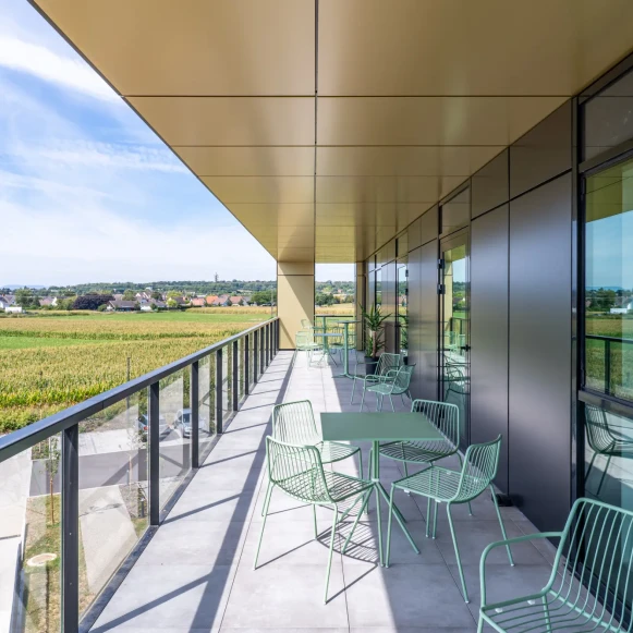 Bureau privé 13 m² 2 postes Location bureau Rue de Lisbonne Schiltigheim 67300 - photo 1