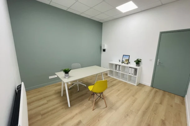 Bureau privé - 59200 - 2 postes - 325€