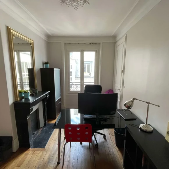 Bureau privé 14 m² 2 postes Location bureau Rue d'Édimbourg Paris 75008 - photo 1