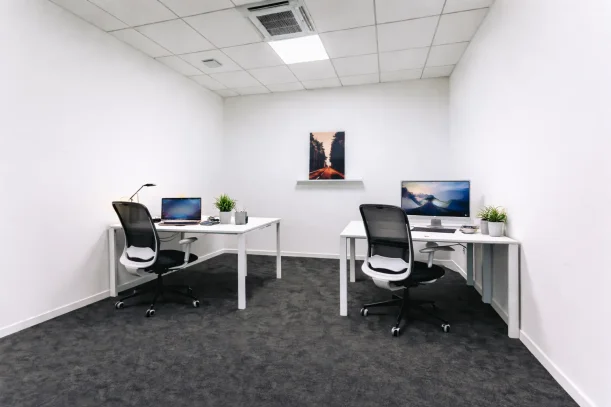 Bureau privé - 43120 - 2 postes - 600€