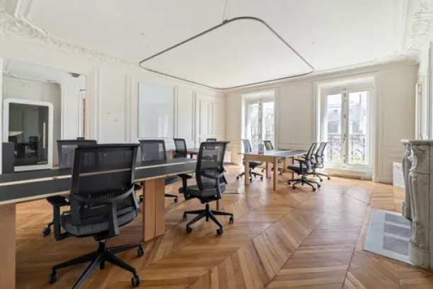 Espace indépendant - 75008 - 32 postes - 22080€