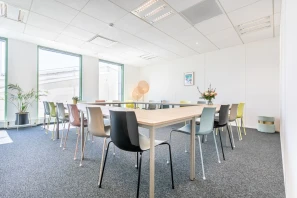 Bureau privé - 86000 - 8 postes - 1525€