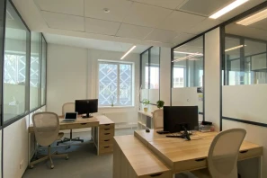 Bureau privé - 35000 - 4 postes - 1800€