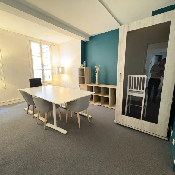 Espace indépendant 70 m² 12 postes Location bureau Boulevard de Sébastopol Paris 75001 - photo 5
