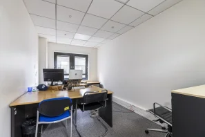Bureau privé - 92150 - 30 postes - 10368€
