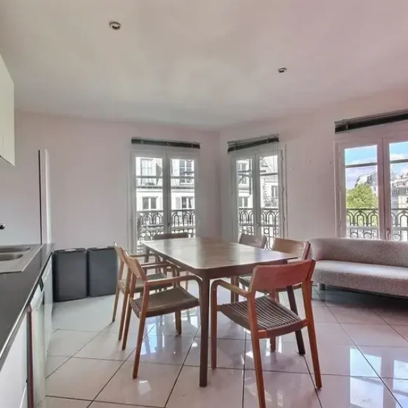 Bureau privé 130 m² 19 postes Coworking Boulevard de Strasbourg Paris 75010 - photo 4