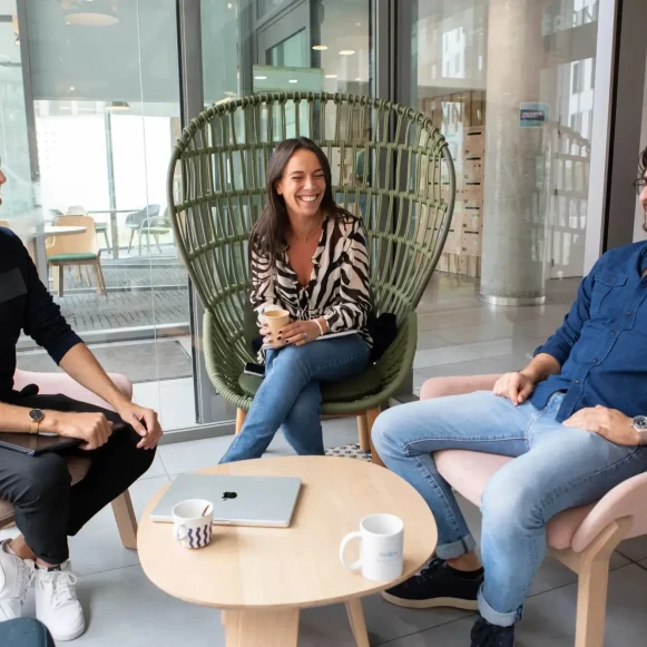 Open Space  4 postes Location bureau Rue René Clair Paris 75018 - photo 1