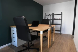 Open Space - 94200 - 4 postes - 290€