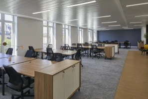 Bureau privé - 75008 - 40 postes - 32000€