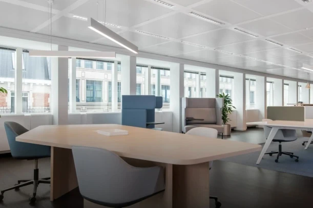 Bureau privé - 75013 - 100 postes - 56550€