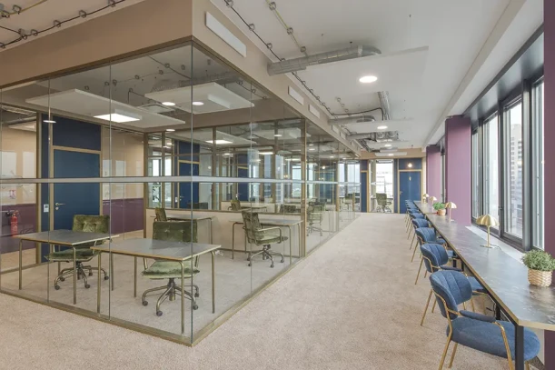 Bureau privé - 31400 - 8 postes - 2890€