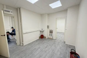 Espace indépendant - 75011 - 10 postes - 1100€
